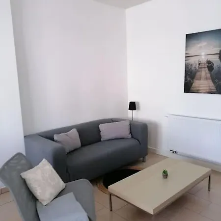 Haus Morgentau Mit Garten In Zentraler Lage Будинок відпочинку